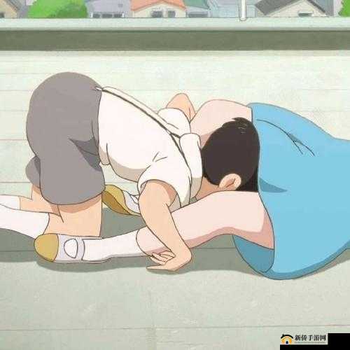 坤坤寒进桃子里：一个独特的场景