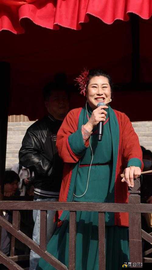 农村老太太 rapper 的别样说唱风采