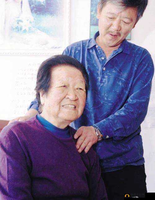 她开始慢迎迎合徐平雪周玉梅：情感纠葛引发的故事