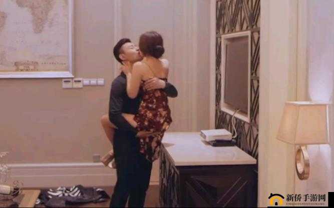 亲吻刺激视频：激情燃烧的瞬间