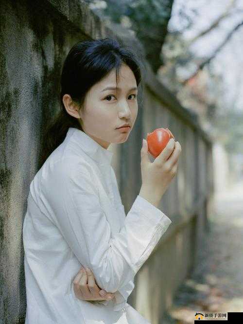 袅娜少女羞，岁月无忧愁的美好人生