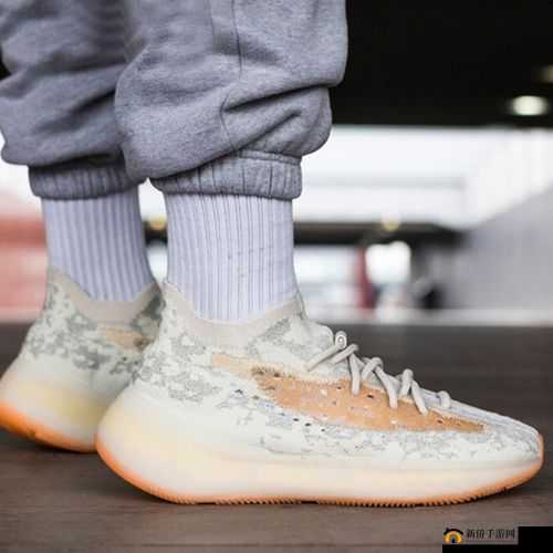 yeezy 蜜桃满天星：时尚潮鞋新宠