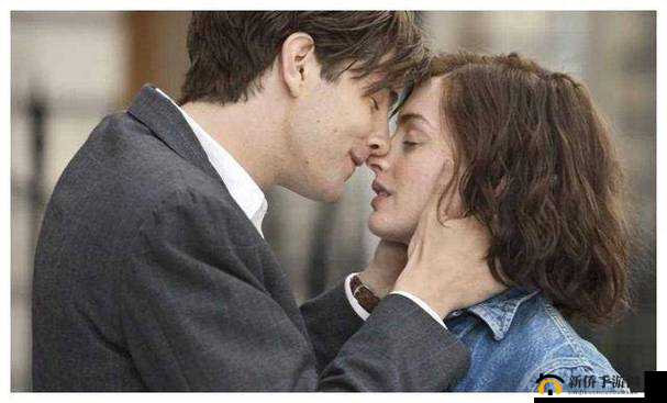 适合晚上两个人单独看爱情的电影：温馨之选