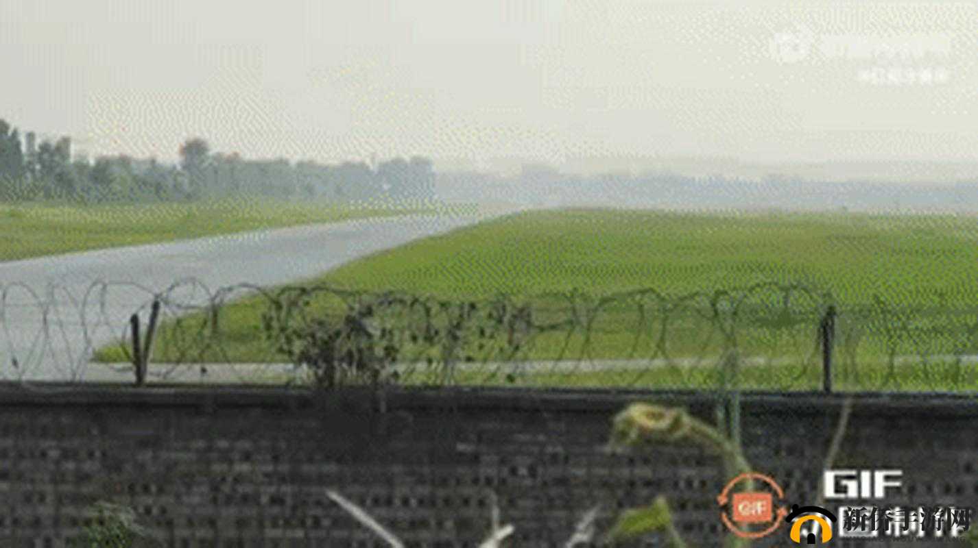 敢爬墙就 1v2：小心被教训