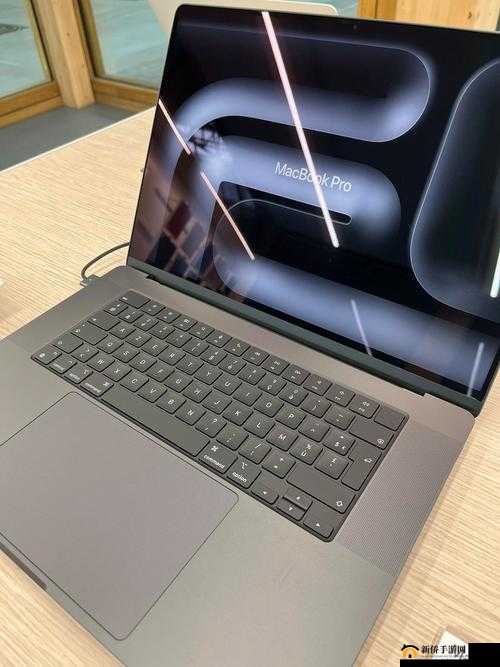 1819macbookpro 美国：产品介绍