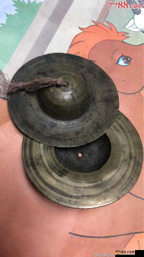 铜铜铜铜铜锵锵锵锵：奇特的声音组合