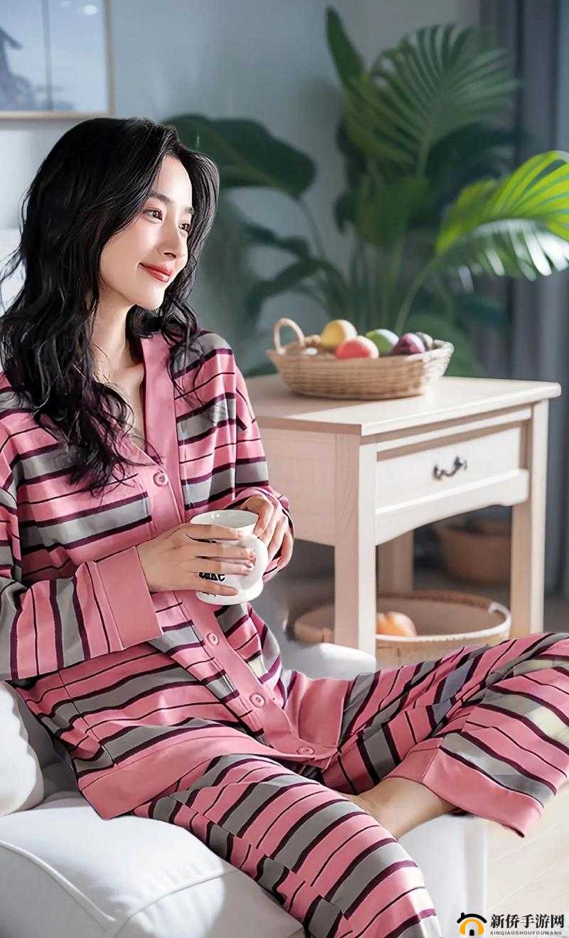 以闪亮之名家居服：时尚舒适的家居生活必备之选