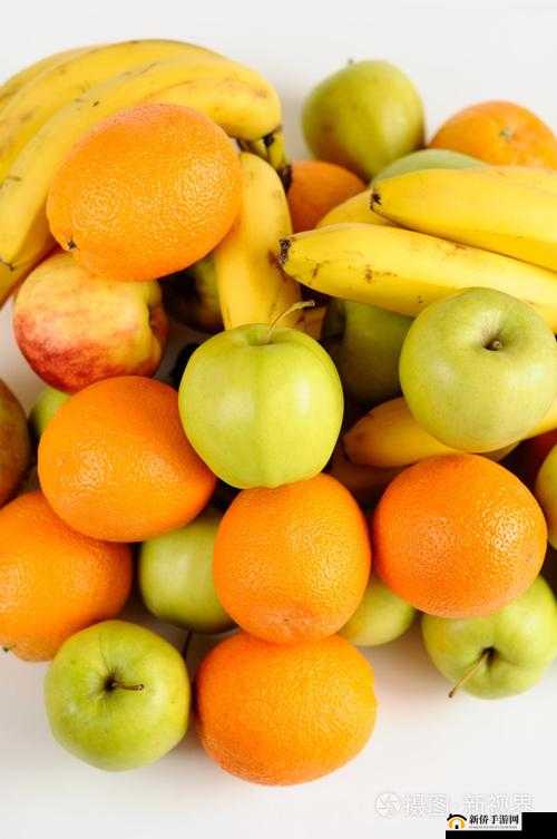 从小到大依次选择苹果香蕉橙子草莓的有趣水果之旅