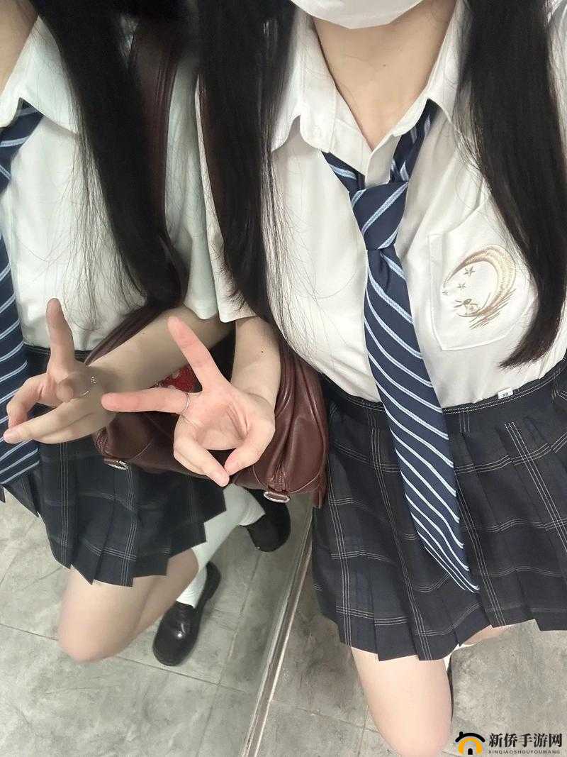 jk 裙子里的两根绳子：其作用是什么