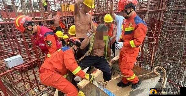 小孩子半夜喂别人吃钢筋：令人震惊的一幕