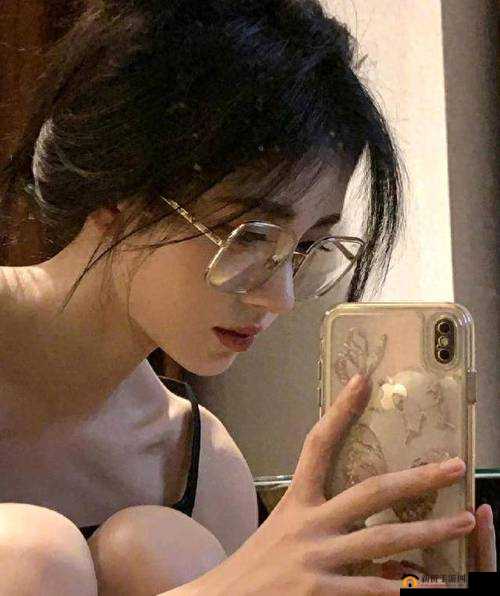 鞠婧祎私密照被曝光