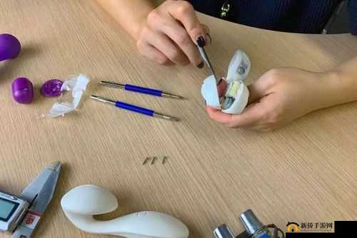 极品销售客服上班：跳蛋引发的职场故事
