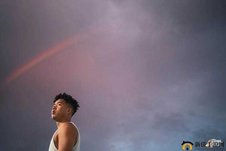 彩虹男孩 rainbow ：在青春的色彩中勇敢前行