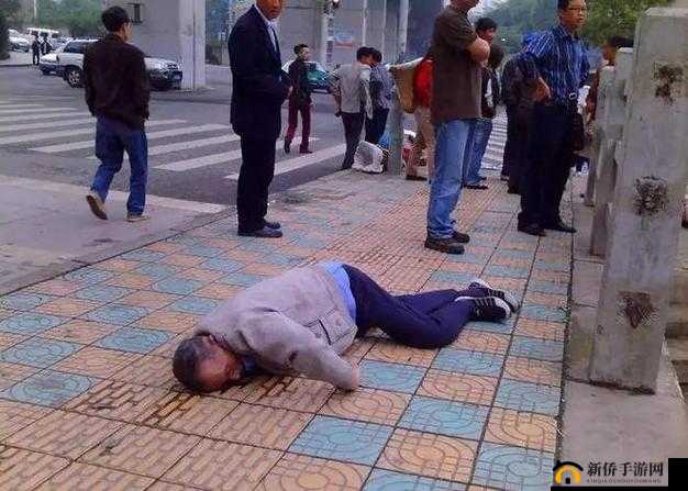 老人被内射XXXX的全过程：是人性的扭曲还是道德的沦丧