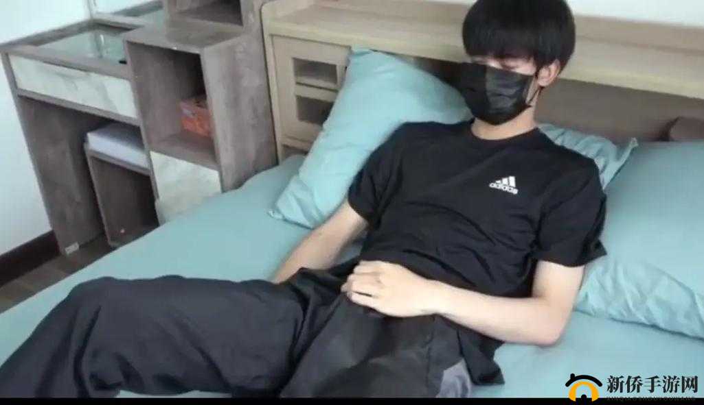 彩虹男孩小蓝 GARY 的独特魅力与故事