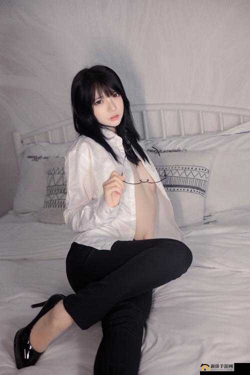 性感女神 bgmbgmbgm 毛多多：她的魅力无人能挡