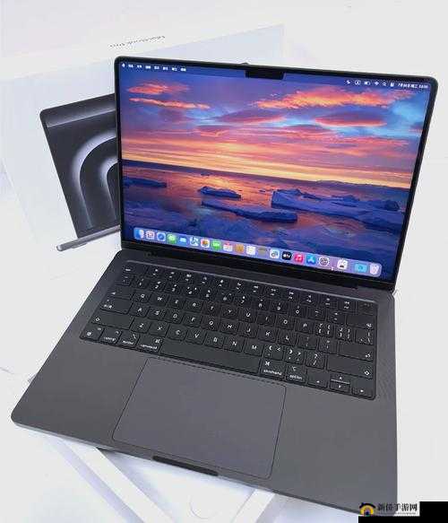 1819 岁 macbookpro 的外观设计：经典与时尚的完美融合
