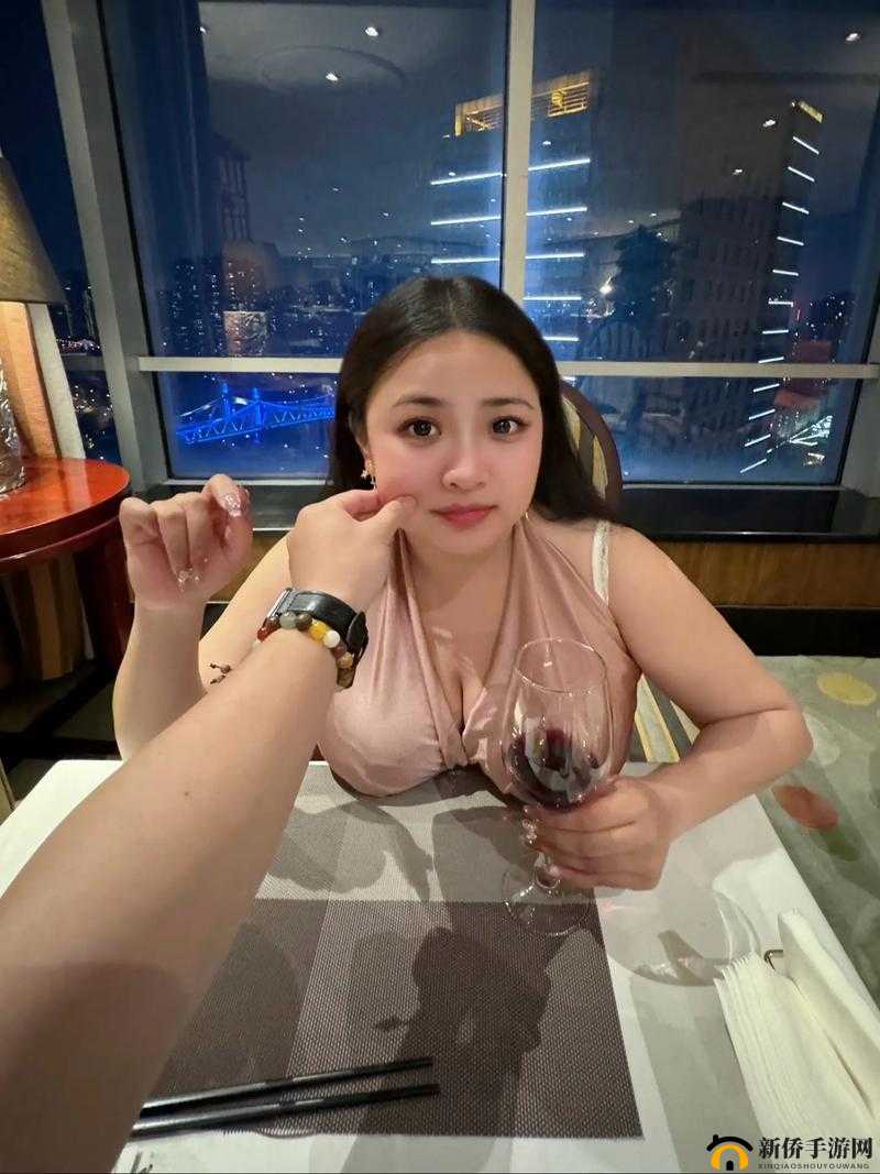 凹凸女 BBwBBwBBwBBw：关于其独特魅力与特点的探讨