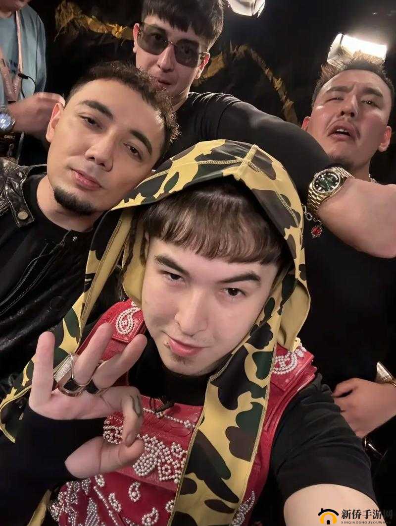 新疆妇女 RAPPER ：用音乐诉说独特人生故事和梦想追求